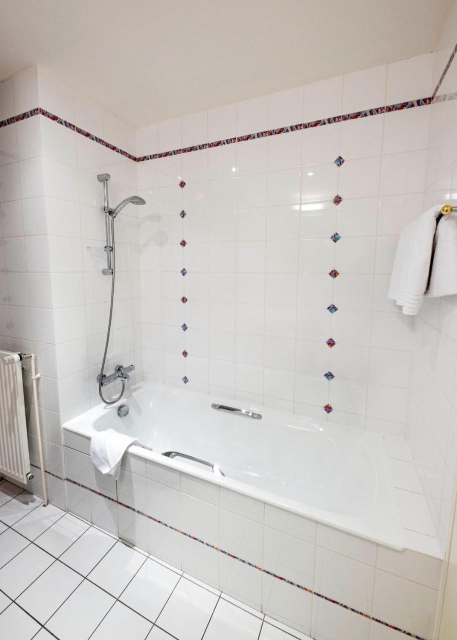 Hotel Pedagogique Coeur D'Apcher Saint-Chély-dʼApcher Екстериор снимка