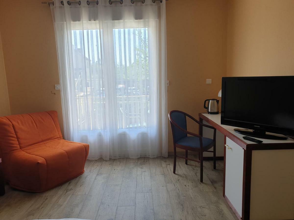 Hotel Pedagogique Coeur D'Apcher Saint-Chély-dʼApcher Екстериор снимка